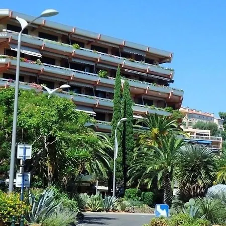 Apartment : T2 Avec 4 Couchages, Terrasse, Parking En Option, Animaux Admis - Fr-1-251-212 *