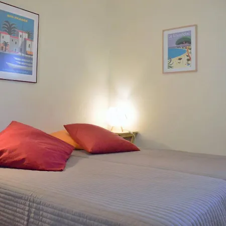 : T2 Avec 4 Couchages, Terrasse, Parking En Option, Animaux Admis - Fr-1-251-212 *