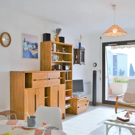 : T2 Avec 4 Couchages, Terrasse, Parking En Option, Animaux Admis - Fr-1-251-212 Daire *